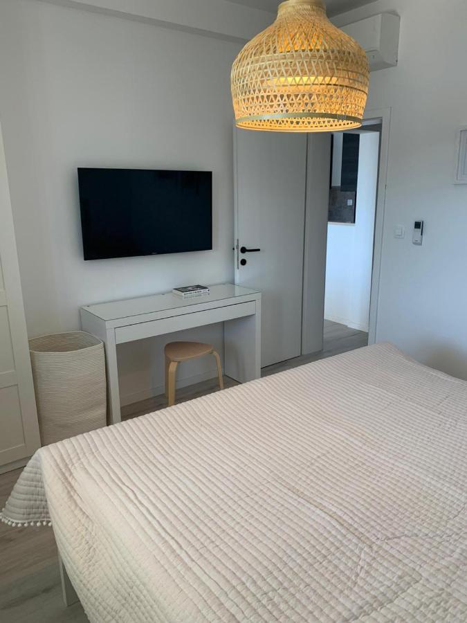Beachfront Apartments Split Bagian luar foto